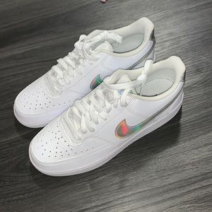 White Nike court visions